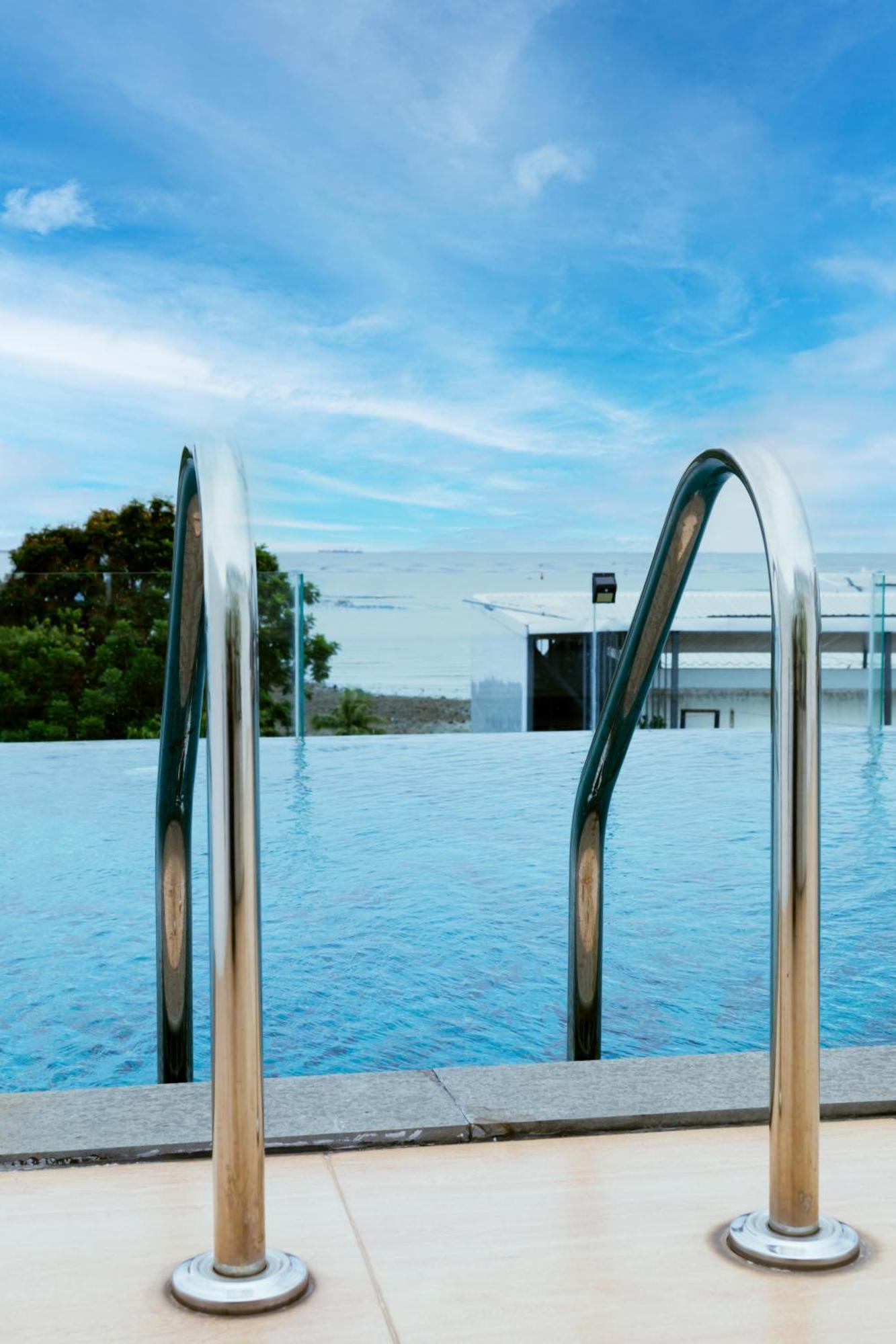 Karin Hotel & Service Apartment - Sha Extra Plus Si Racha Luaran gambar